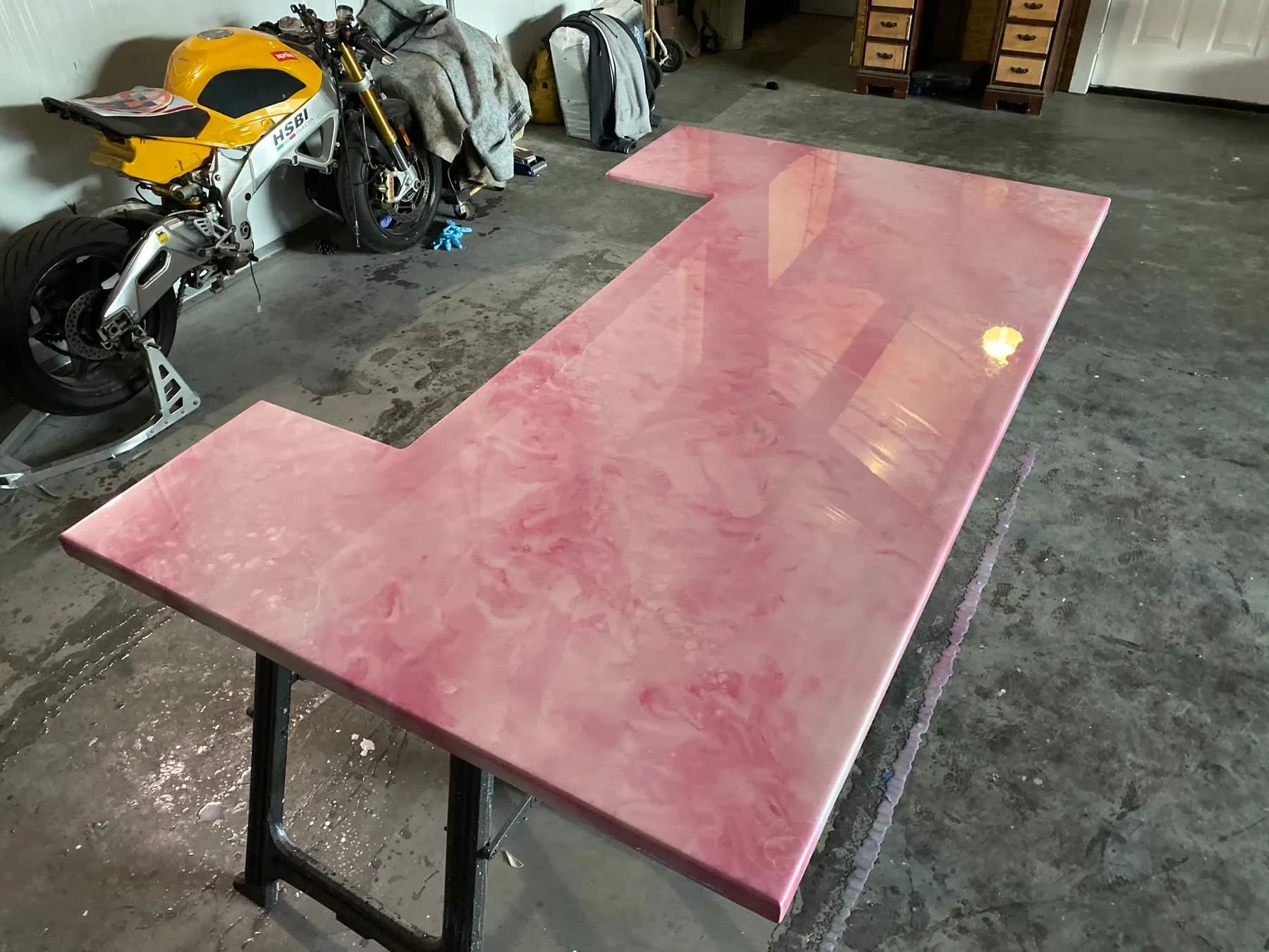 Decorative custom epoxy surface by Elite Epoxy